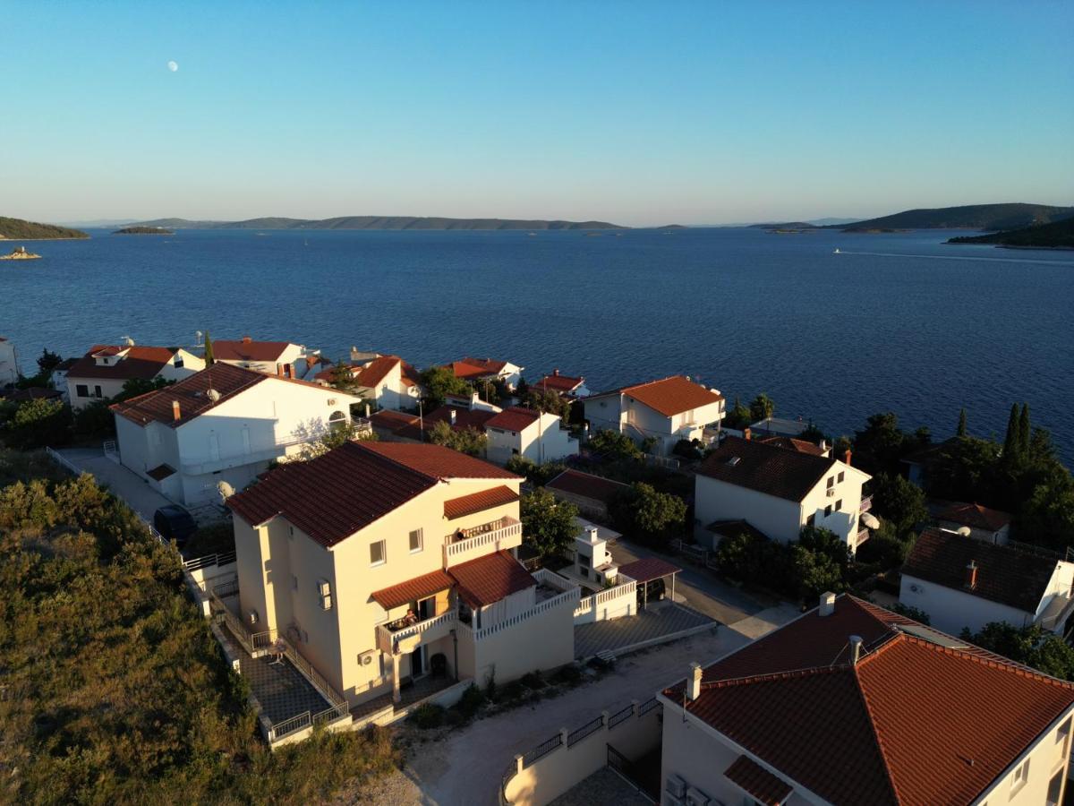 Apartment Punta Seget Vranjica
